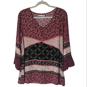 Maurices Floral Top Pink Purple Multi-Color Patchwork V-neck 3/4 Bell Sleeves